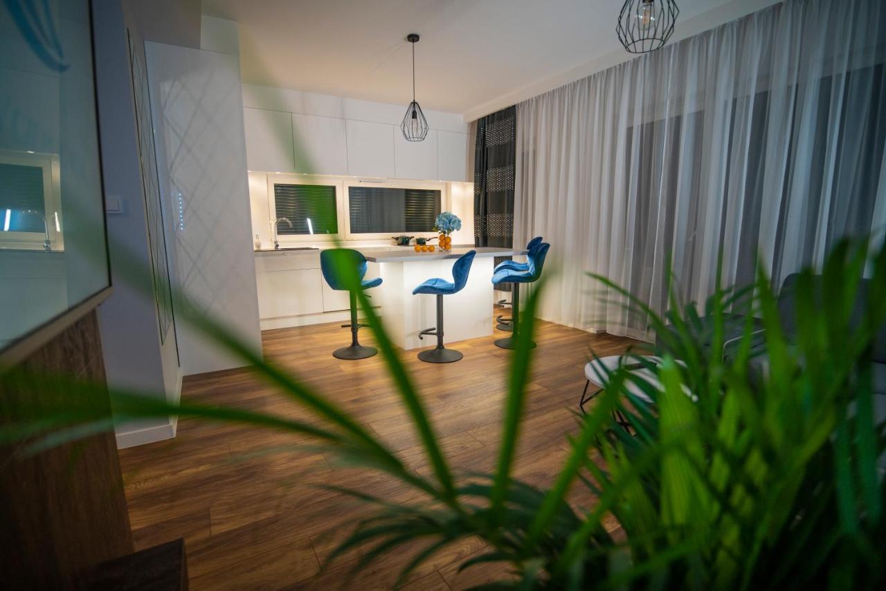 Apartament W Cieplicach Comfort 옐레니아구라 외부 사진